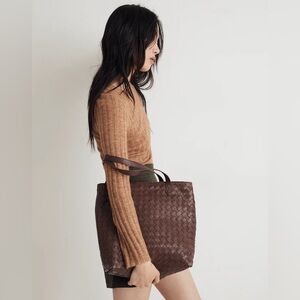 Madewell Medium Woven Transporter Tote